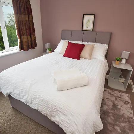 Cosy 3 Bed With Parking- Family And Contractors Villa Birmingham Exterior photo