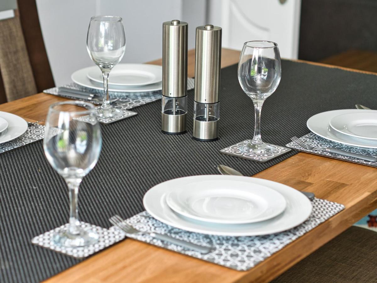 Cosy 3 Bed With Parking- Family And Contractors Сasa de vacaciones Birmingam